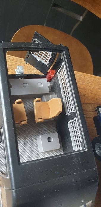 PlayMobil mixt unele incomplete