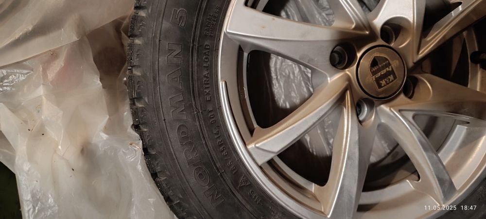 Диски с зимней резиной