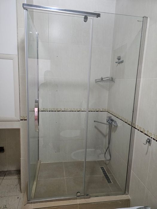 Продается душевая кабина