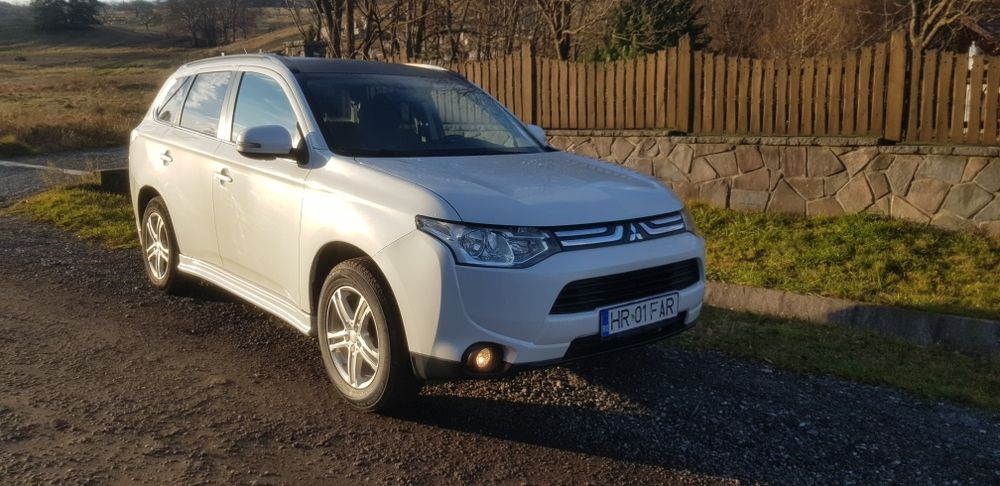 Mitsubishi Outlander 2.2 Diesel 4WD , 2013