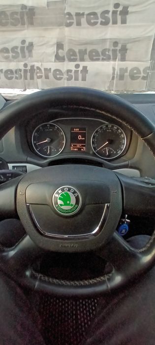 Vând skoda octavia 2 facelit 1.4 tsi  2011