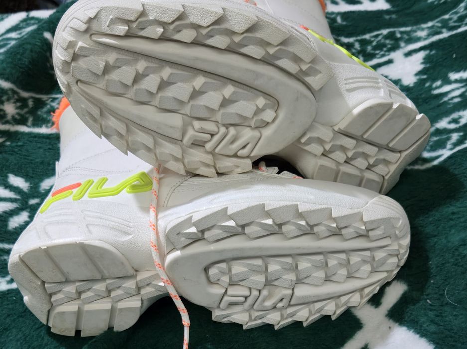 Fila оригинални уникални дамски ботуши  естествена кожа 38 1/2