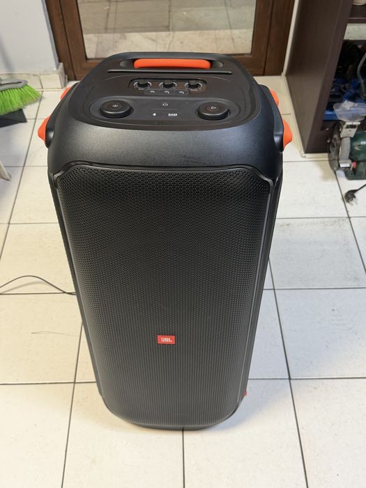 JBL Party Box 710