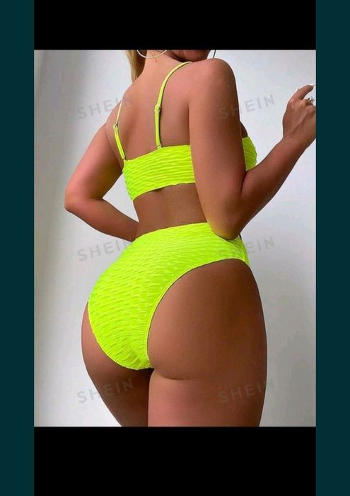 Set costum de baie si tricou L