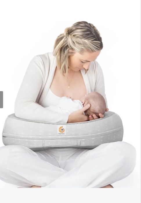 Възглавница за кърмене Ergobaby