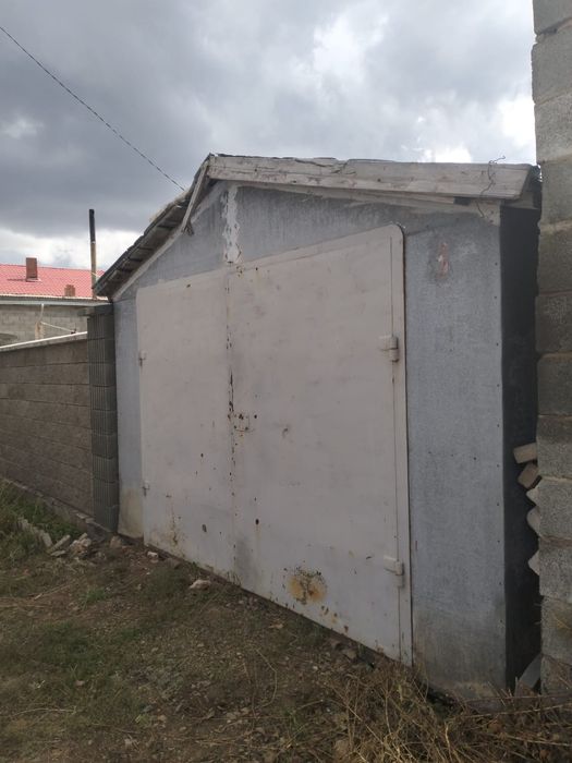 Продам металлический гараж