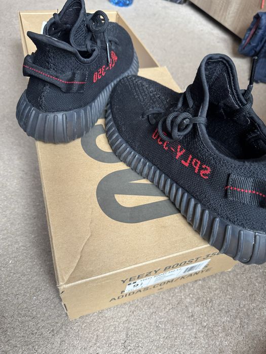 Adidas Yeezy Boost 350 V2 Bred