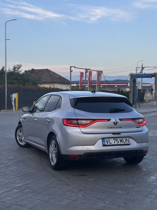 RENAULT Megane 2018 — imagine 24