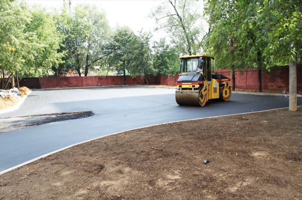 Асфальт, Асфальтирование дорог дворов