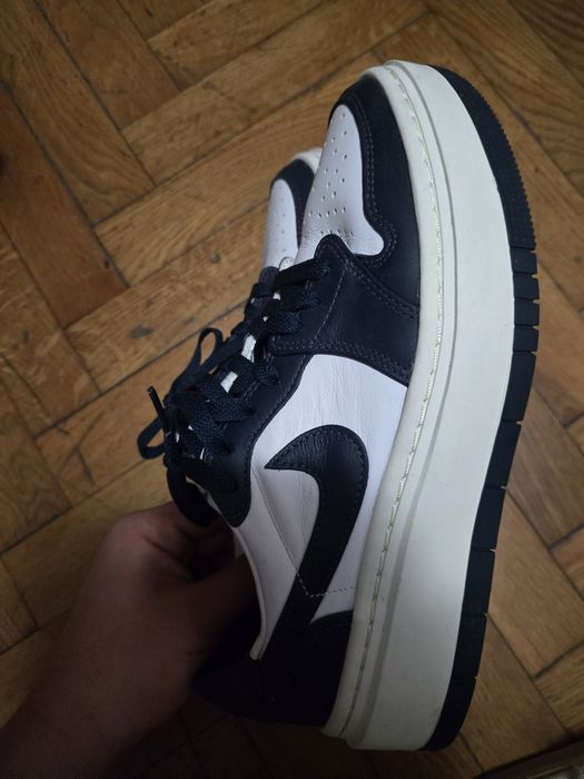 Adidași Jordan Nike