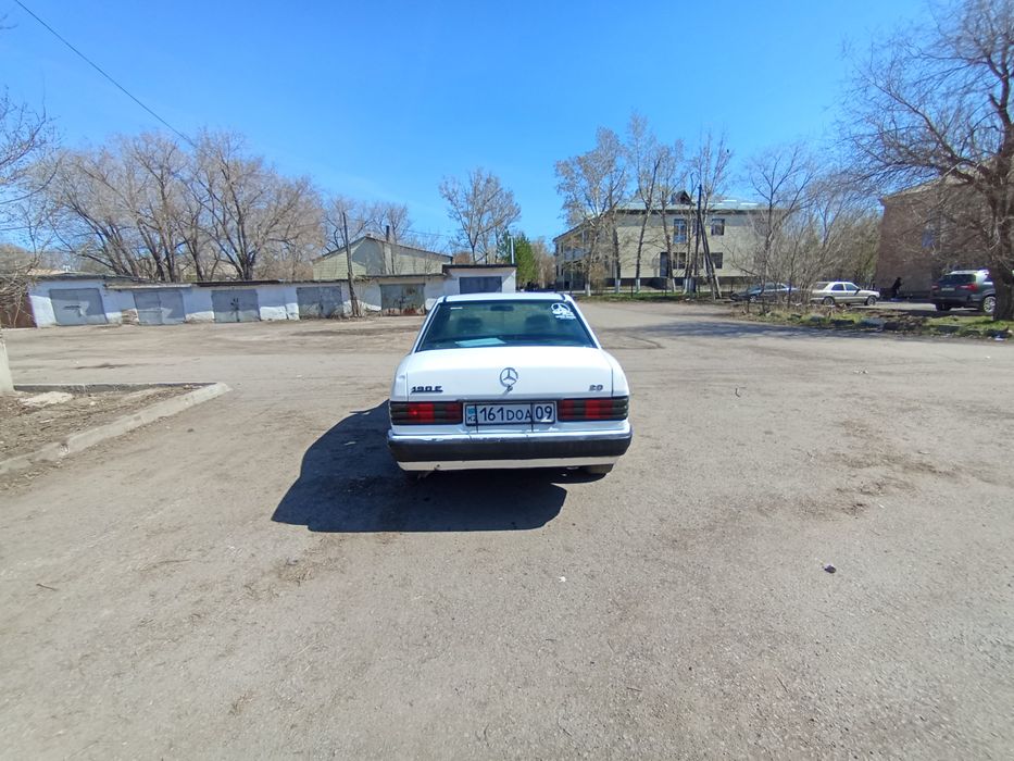 Продам Мерседес 190