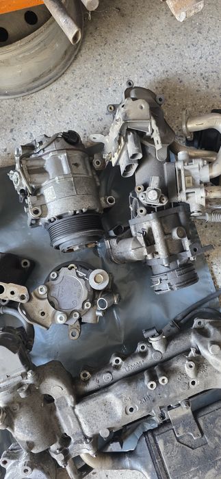 Части за двигател на Мерцедес ОМ 642