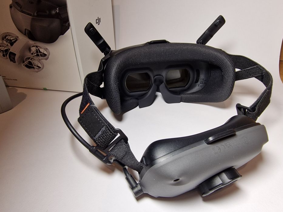 DJI Neo Motion Fly Combo