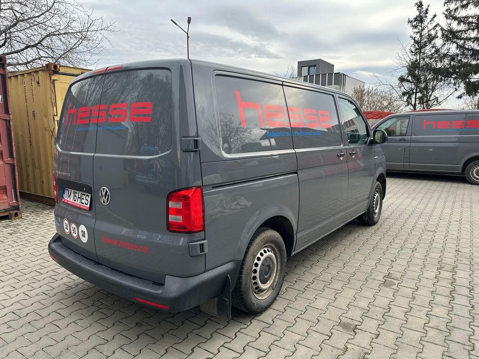 VOLKSWAGEN Transporter 2018 — imagine 4