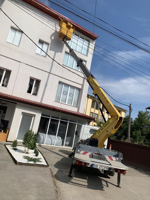 Inchiriere Manitou rotativ 18m / nacela 20m / macara lucrari inaltime