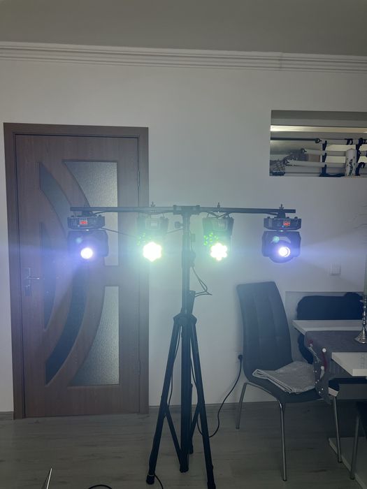 2/2 Lumini Moving spot and wash + stativ gravity + cabluri + DMX
