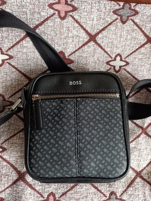 Продаю барсетку оригинал