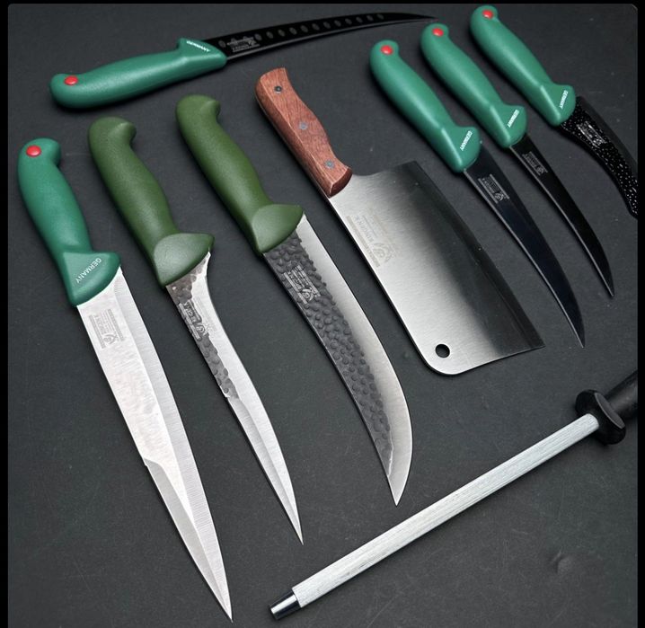 Set macelarie Black Edition 9 piese, 5 cutite
profesionale otel inox,