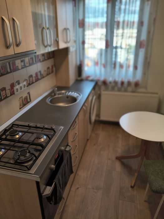 2 camere, zona semilună