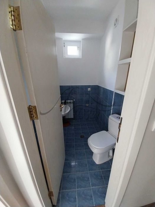 Дава се под наем Двустаен апартамент в Шумен, Център - 76 кв.м за 331.5 € - Снимка #4