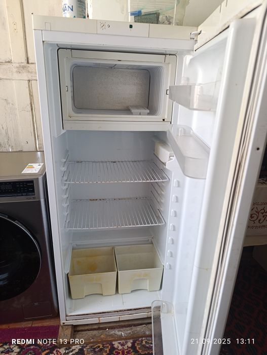 Холодильник, жаксы ислеп тур,