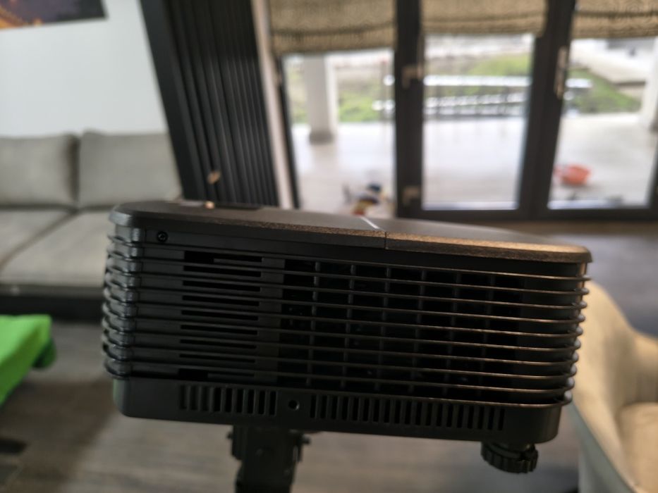 Vând videoproiector Acer DLP