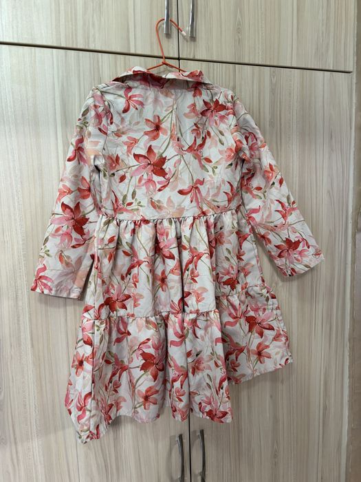 Детска цветно-есенна рокля