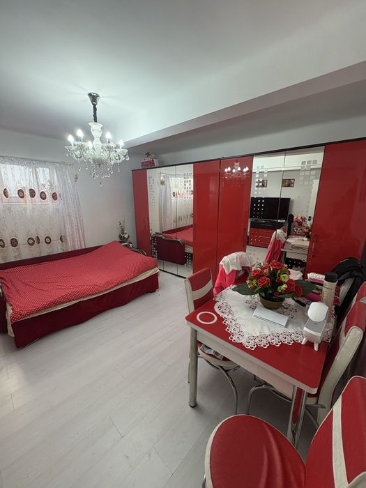 Vand apartament 2 camere