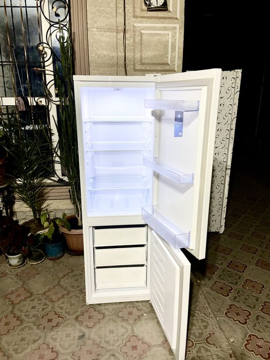 Продам Холодильник Beko