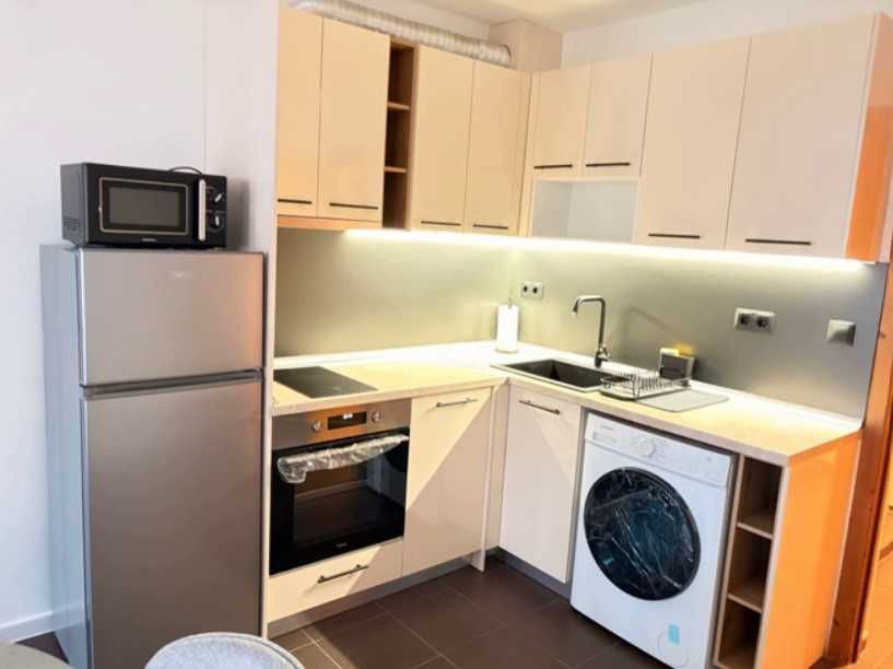 Дава се под наем Едностаен апартамент в София, Студентски град - 40 кв.м за 547.23 € - Снимка #1