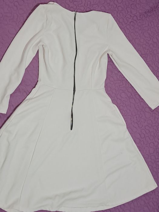 Rochita alba eleganta