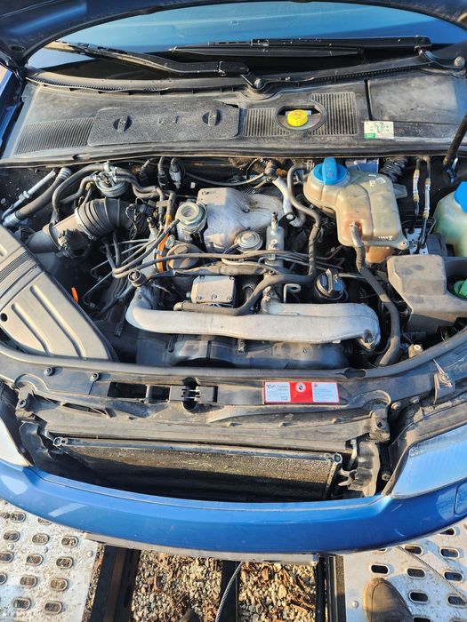 Ауди а4 б6 2.5тди 180 на части/aydi a4 b6 2.5tdi na chasti