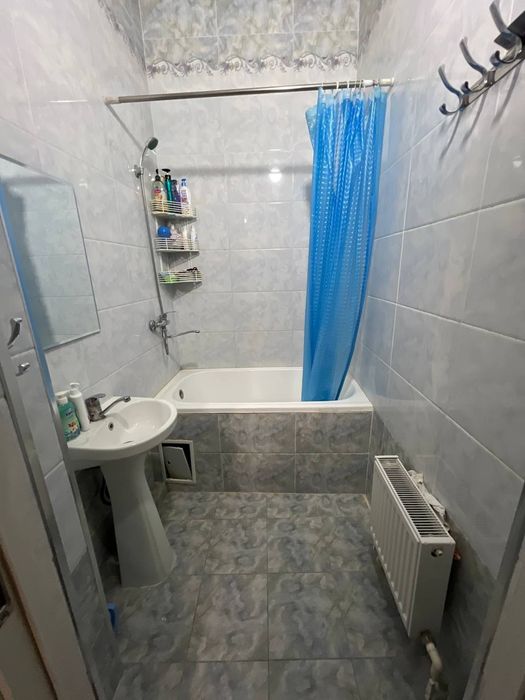 2/4/5 сотилади  60м²