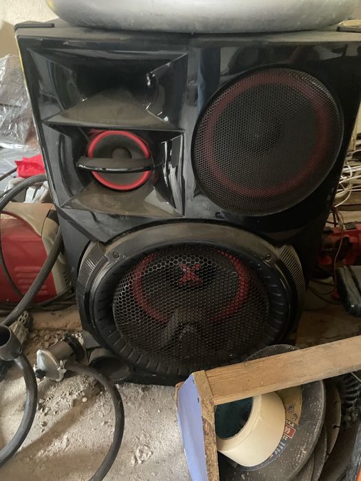 Продам колонки большие