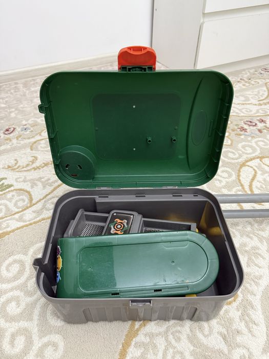 Продам детскую мастерскую для мальчика 2500