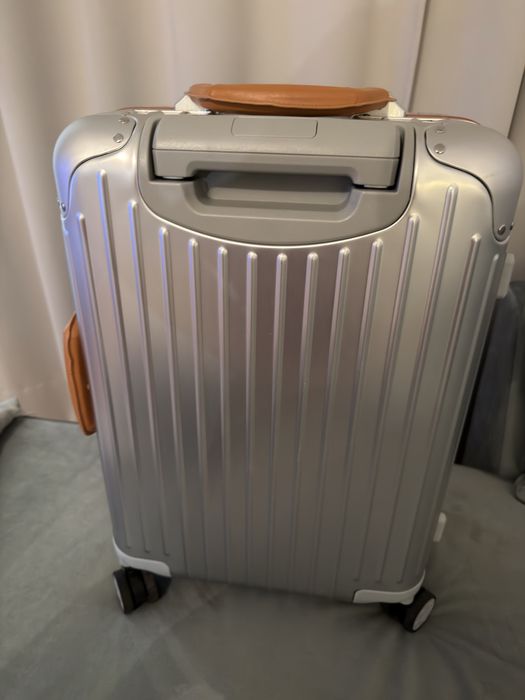 Vand troller de cabina Rimowa