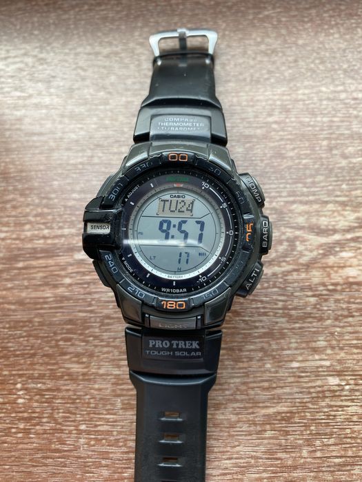 Часы casio protrek