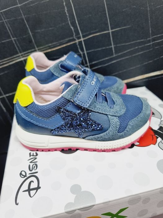 Детски обувки маратонки 22 рaзмер Geox