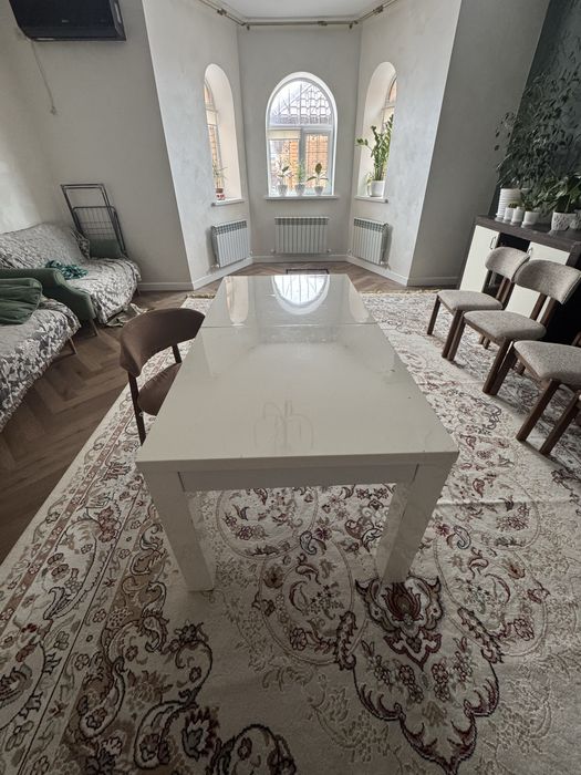 Стол 2 м раскладывается на 3м