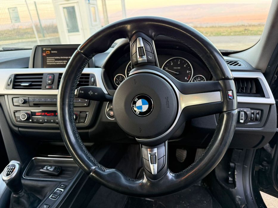 Dezmembrez / Dezmembrari / Piese / Accesorii Bmw f30 2013 negru 2.0d 184 cp berlina