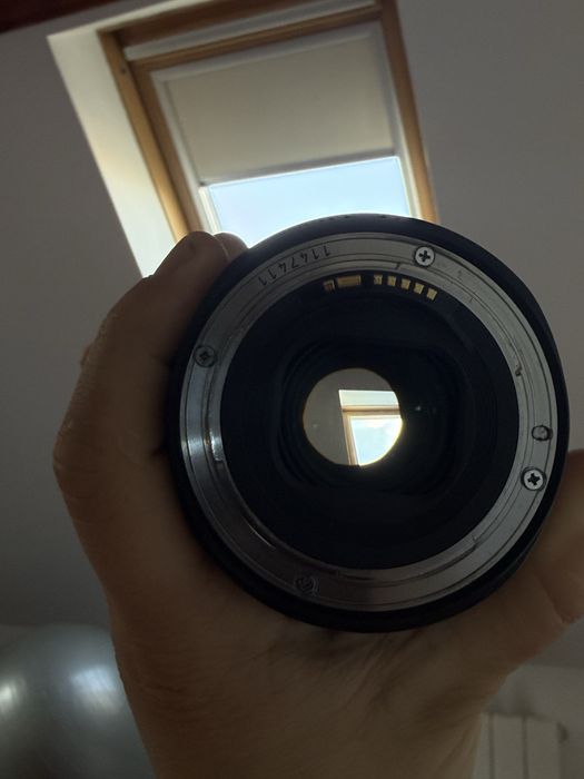 Obiectiv Canon 24-105 f4 IS L USM sau schimb 24-70 , 16-35