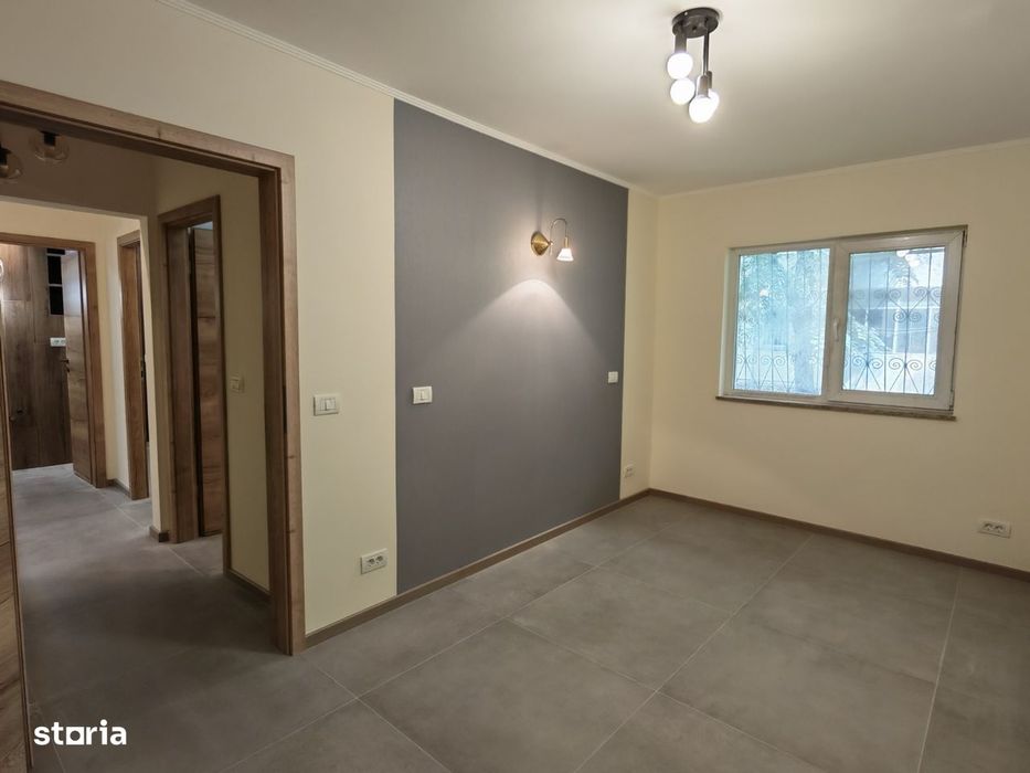 Apartament 3 Camere .. Decomandat..Complexul Studențesc