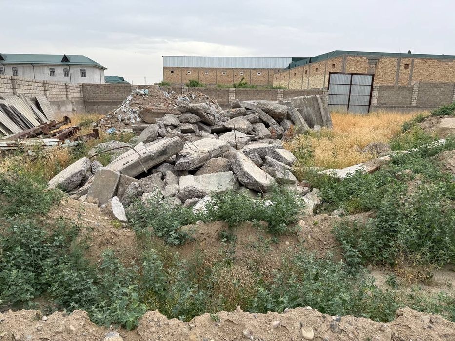 Участка сотилади. Нурободда