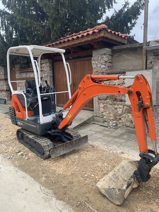 Услуги с мини багер 2 т и 5 т имам и самосвали