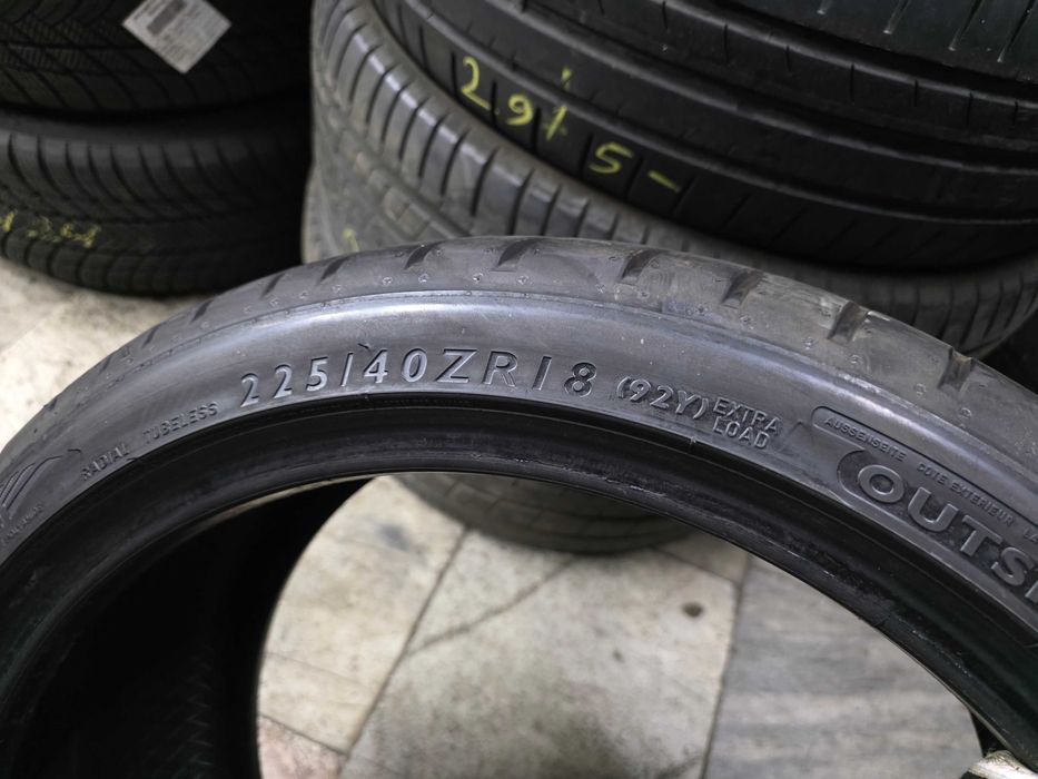 Летни гуми пакет 225 40 18 и 255 35 18 - Dunlop