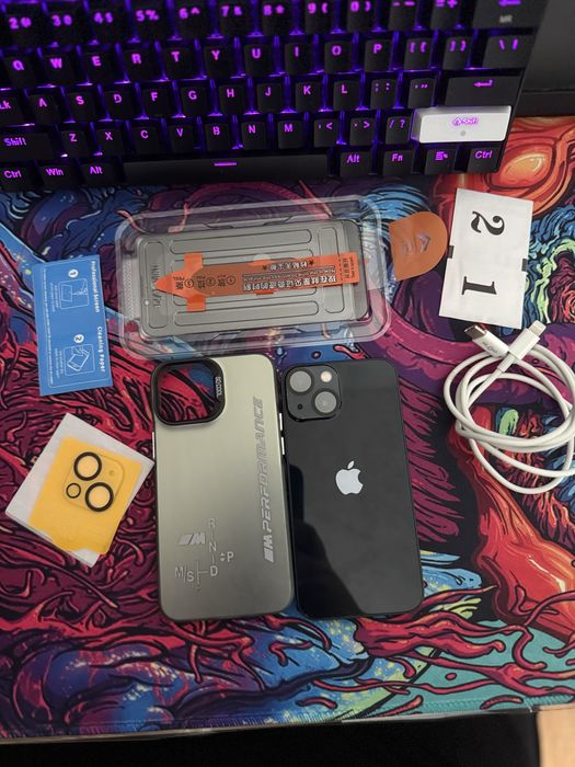 Iphone 13 mini midnight 128GB СУПЕР ЗАПАЗЕН!