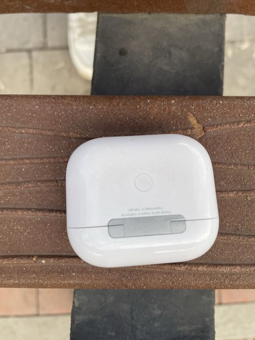 AirPods 3 Б/У Чехол в подарок