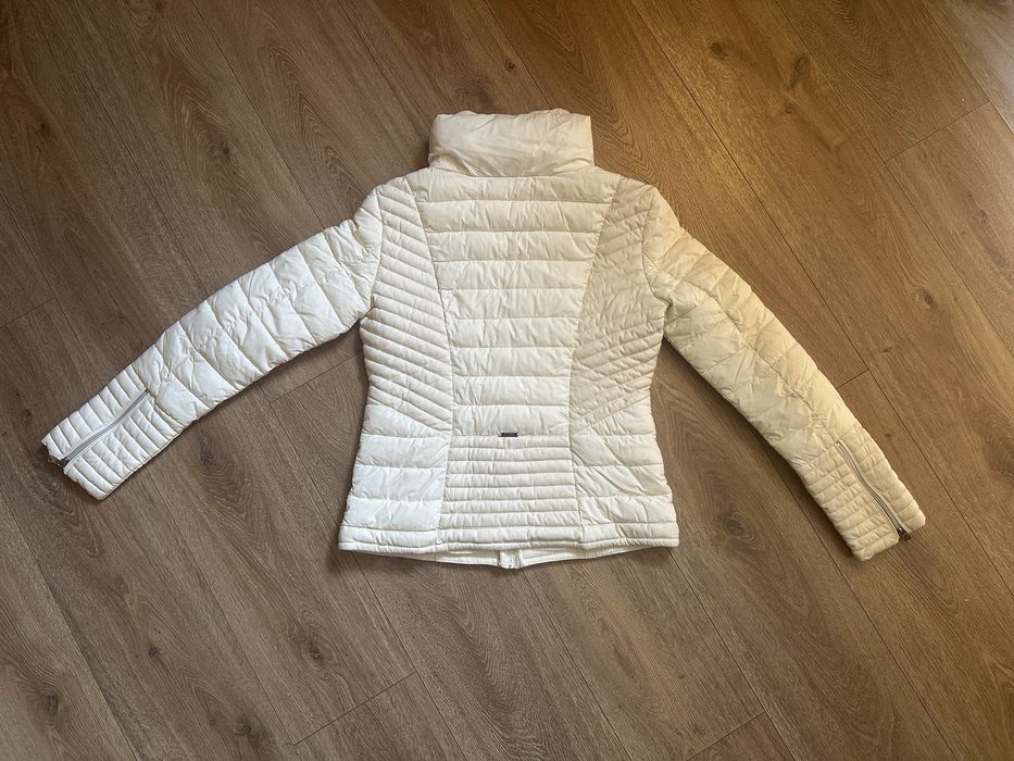 Дамско яке GUESS