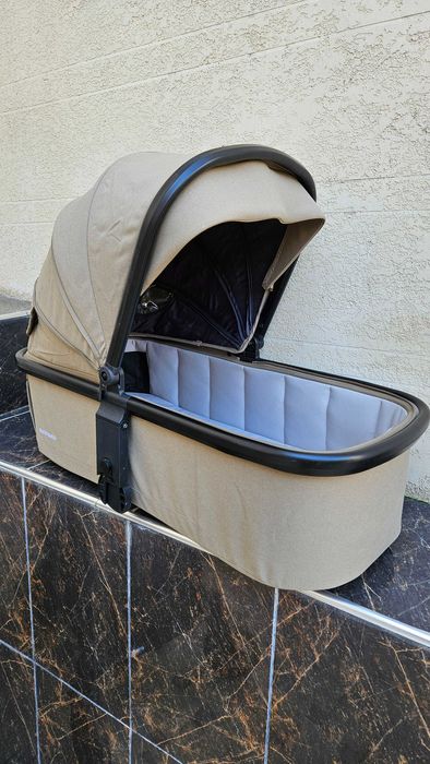 Продам коляску Ining baby D900