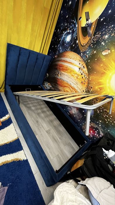 Кровать спальная